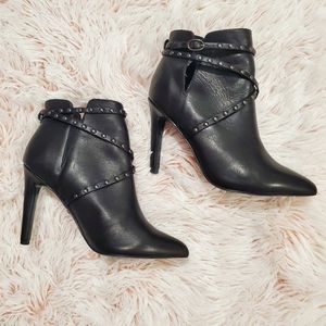 Topshop Black Humor Ankle Strap Studded Pointed Toe Ankle Stiletto Booties Sz 8